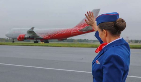«Россия» напомнила бортпроводникам об ответственности за хищение предметов из самолетов